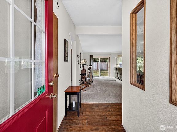 4th image of 12302 155th Street Ct E #20