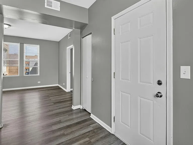 1854 S Central Park Ave #1852-2E — Photo 26