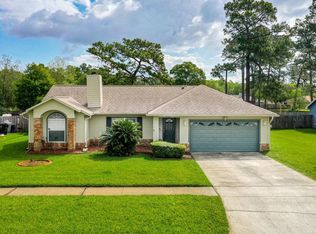 10387 Hornets Nest Rd, Jacksonville, FL 32257
