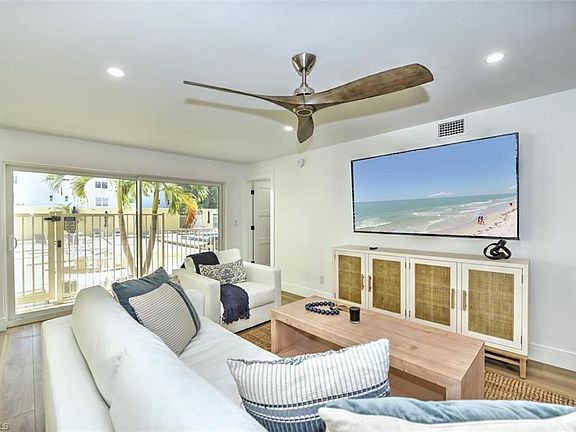 3rd image of 1100 8th AVE S #106C