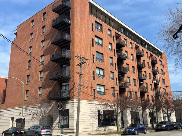 974 W 35th Pl APT 701, Chicago, IL 60616