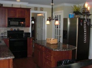 5734 N Deer Run Rd, Doylestown, PA 18902