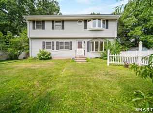 5 Redwood Street, Enfield, CT 06082