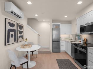 Clover, Seattle, WA 98103