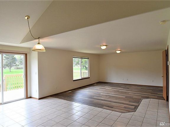 5th image of 12128 Scott Creek Lp SE