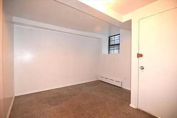 Rented by The Agency | media 19