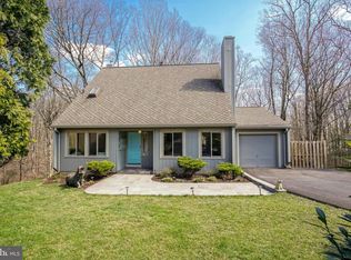 11209 Angus Pl, Rockville, MD 20854