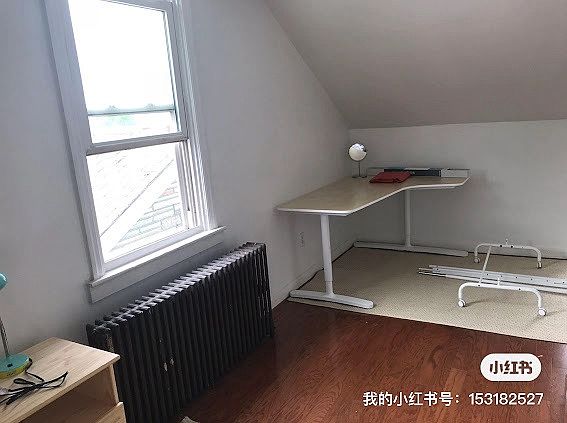 2nd image of 4923 Yew St #4