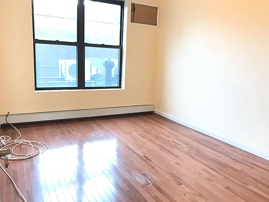 Rented by NY Space Finders Inc. | media 6