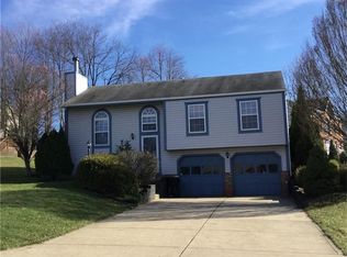 3539 Huntertown Rd, Allison Park, PA 15101