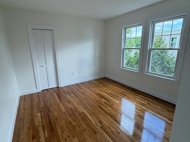 Bedroom #1