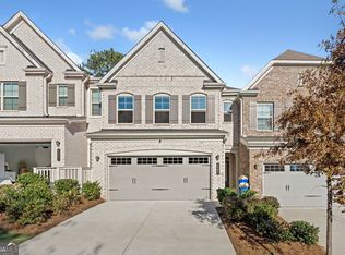 4321 Lanier Park Dr, Buford, GA 30518