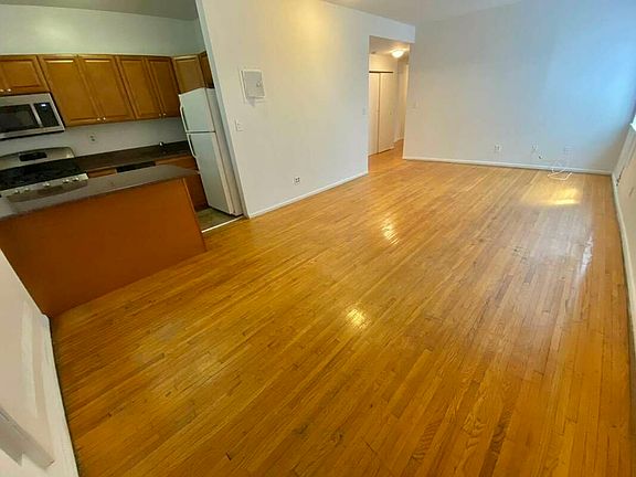 3rd image of 121 E 12th St #4E
