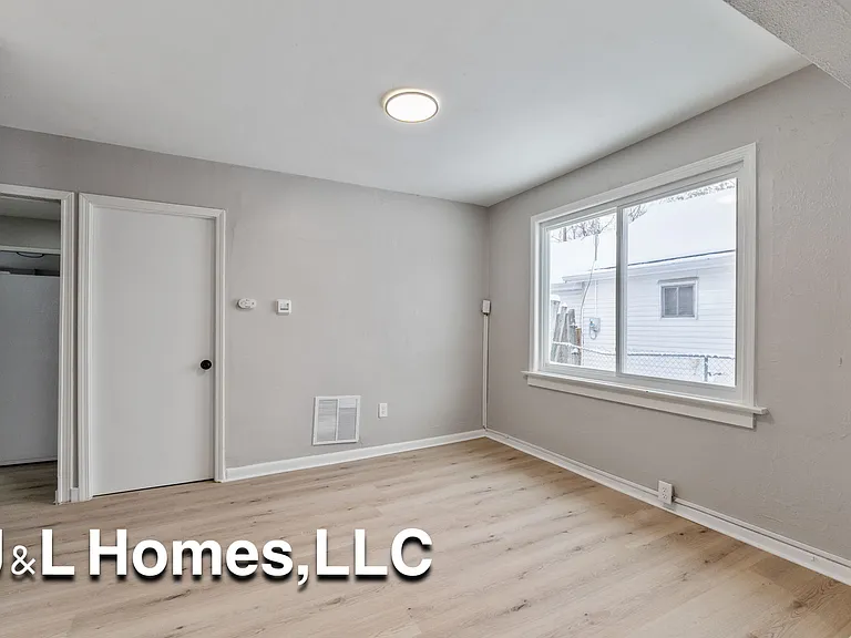 279 Lechner Ave — Photo 6