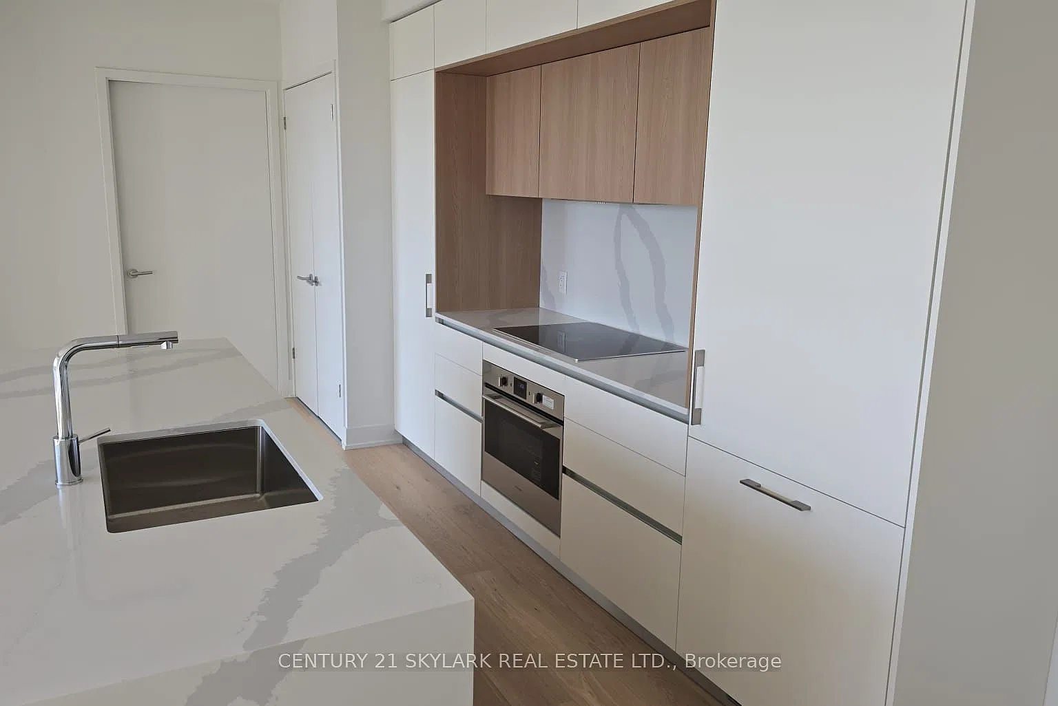 3 bed, $6,000 — Photo 3