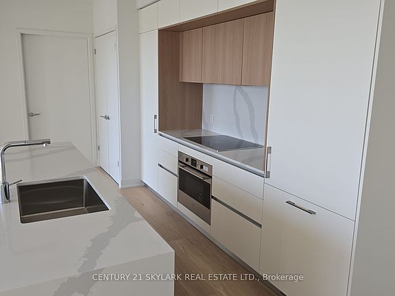 3rd image of 322 Dupont St #902