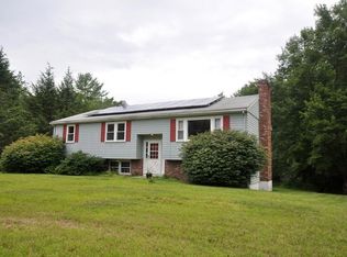 63 Liberty St, Acton, MA 01720