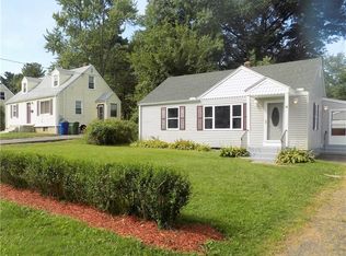 10 Bellflower Rd, Windsor, CT 06095