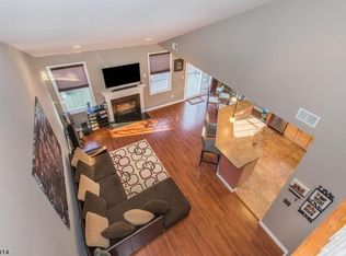 1 Devonshire Dr #137, Clifton, NJ 07013