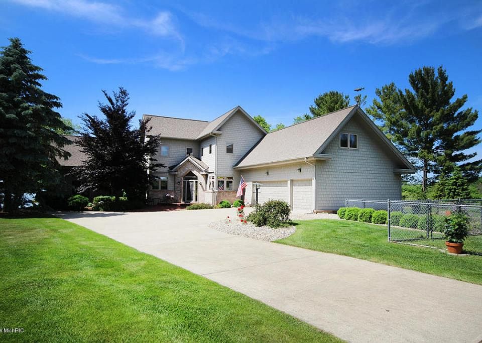 1st image of 21266 Sail Bay Dr