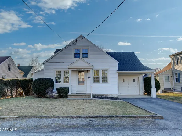 110 Center St, Middleburg, PA 17842
