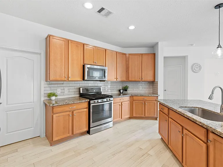 22611 Bellwick Ridge Ln — Photo 13