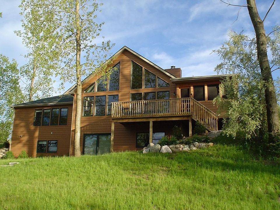 Beautiful Views of the Huron River from the windows & deck