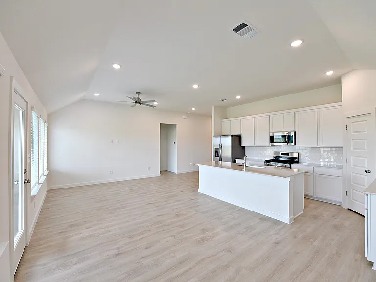108 Divisadero Dr — Photo 8