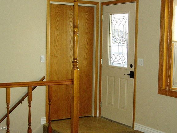 4th image of 127 Dover Dr