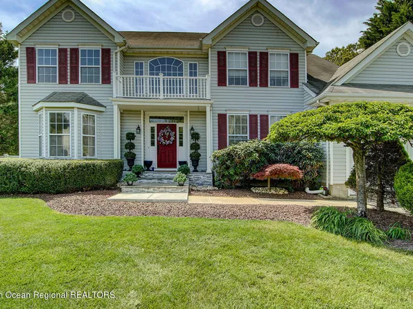 3 Sandpiper Court, Jackson, NJ 08527