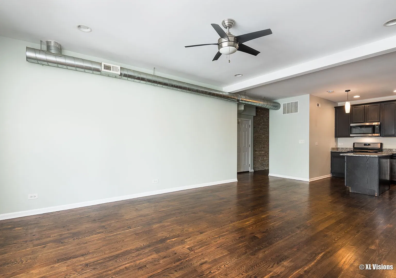 2 bed, $1,600 — Photo 4