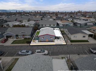 2311 Lara Ln, Central Pt, OR 97502