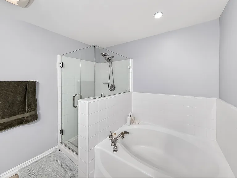 629 Traction Ave #231 — Photo 16
