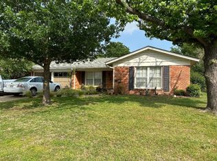 5725 Walraven Cir, Fort Worth, TX 76133
