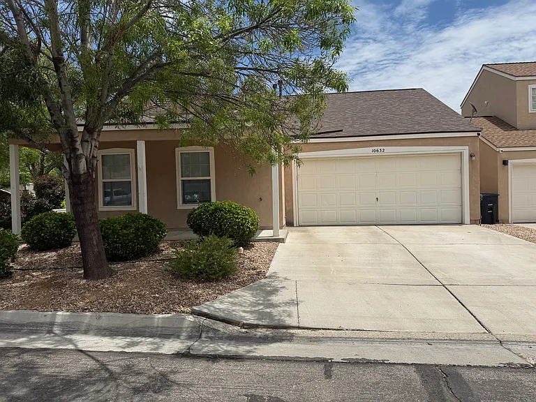 10632 Stanley Dr NW — Photo 2