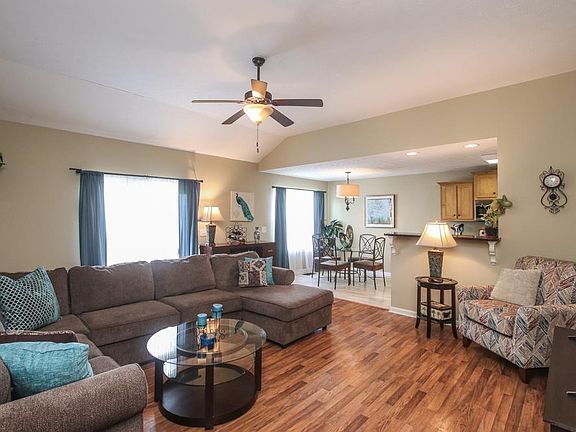 3rd image of 203 Tucker Trice Blvd