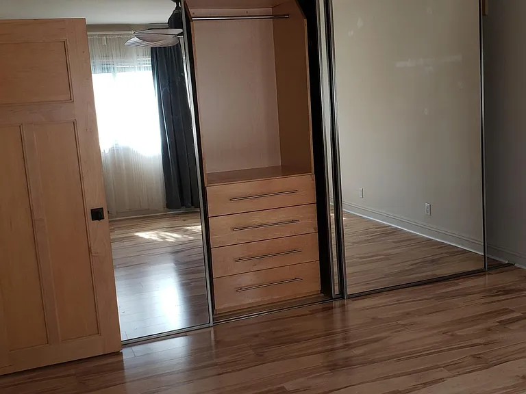 1049 Felspar St #29 — Photo 7