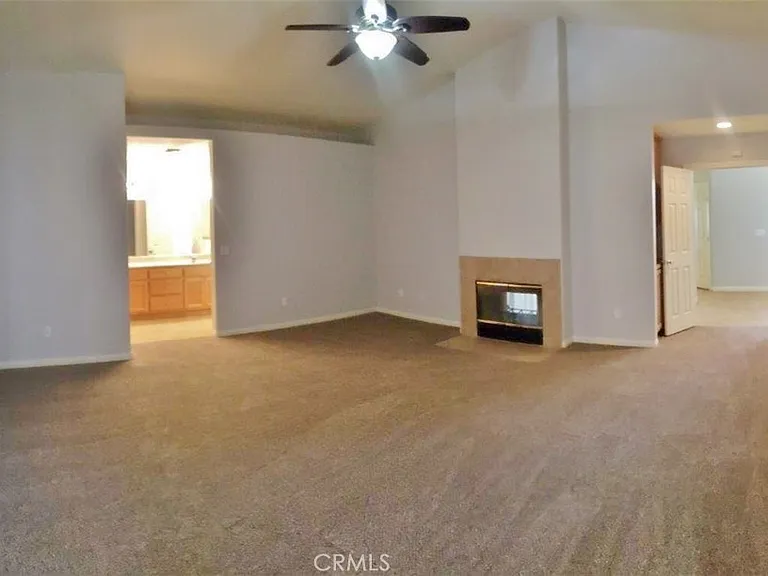 57294 Titian Ct — Photo 17