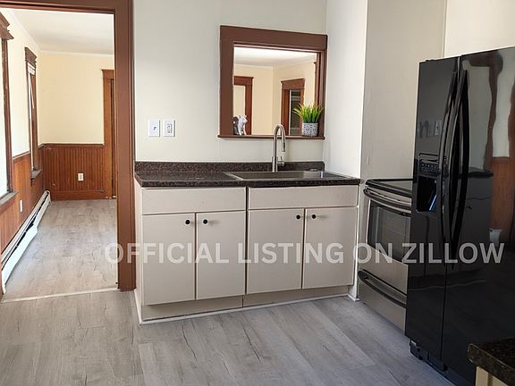 2nd image of 71 Main St #2