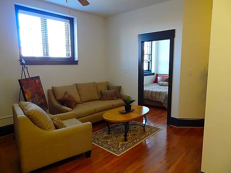 Old Towne Flats — Photo 29