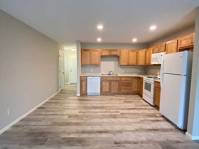1551C Gunston Dr — Photo 2