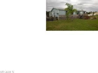 1051 Everglade Ave, Labelle, FL 33935