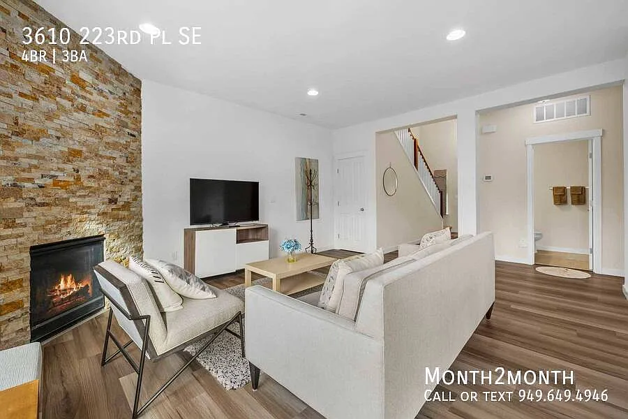 Modern Home on 223rd Pl SE — Photo 3