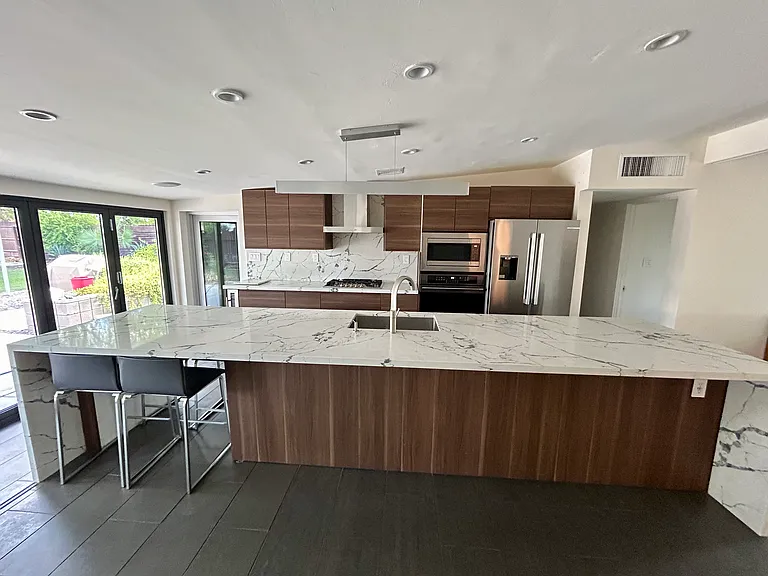 1420 E Rancho Dr — Photo 17