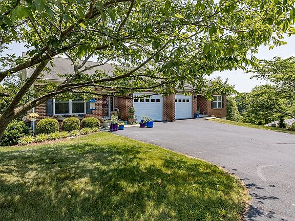 5th image of 4003 Pirkey Ln