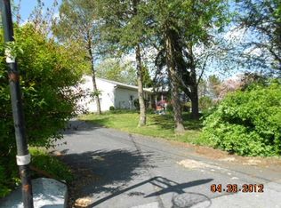 1493 Riegle Rd, Harrisburg, PA 17112