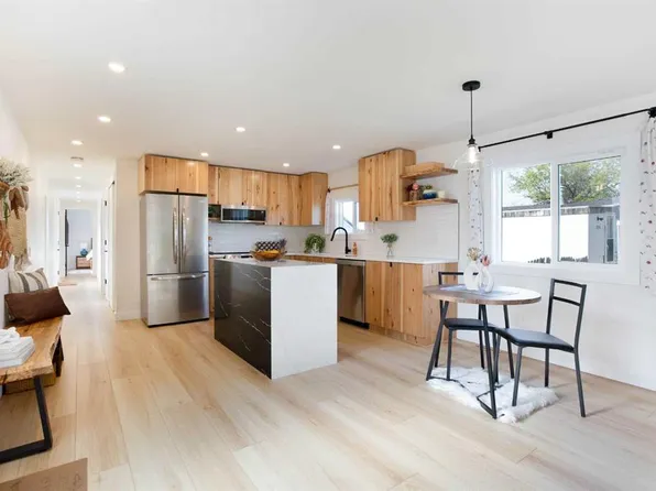 232 N Big Hill Cir SE, Airdrie, AB T4A 1R7