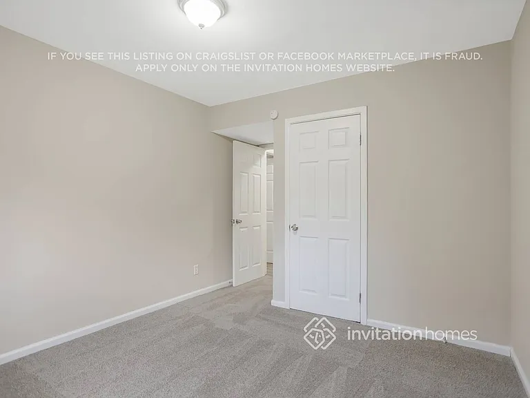 2631 Cavalier Dr — Photo 19