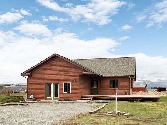 3rd image of 136 Berger Lake Way