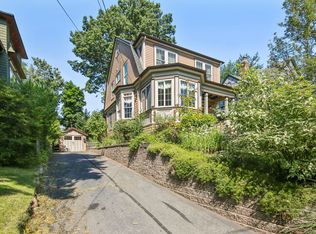 75 Kenyon St, Hartford, CT 06105